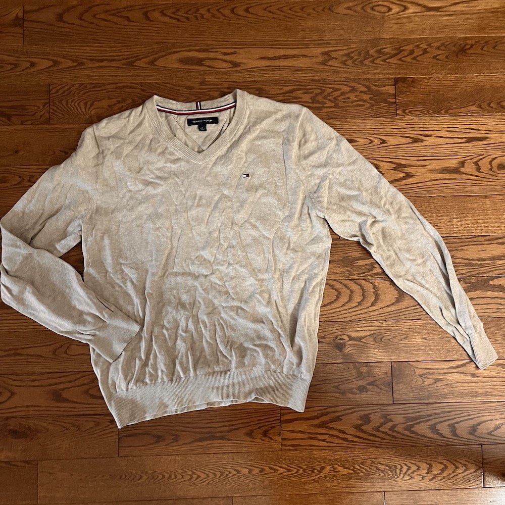 Knitted v-neck sweater